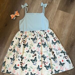 Dress with hair bow
